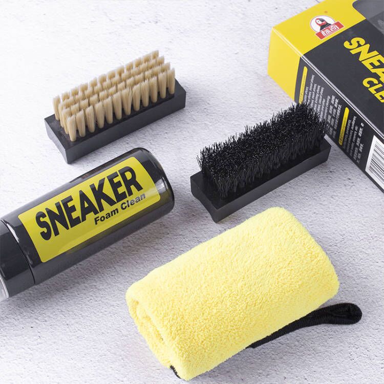 Roupa de limpeza a seco de esp - On Sneaker Care avaliação e preço