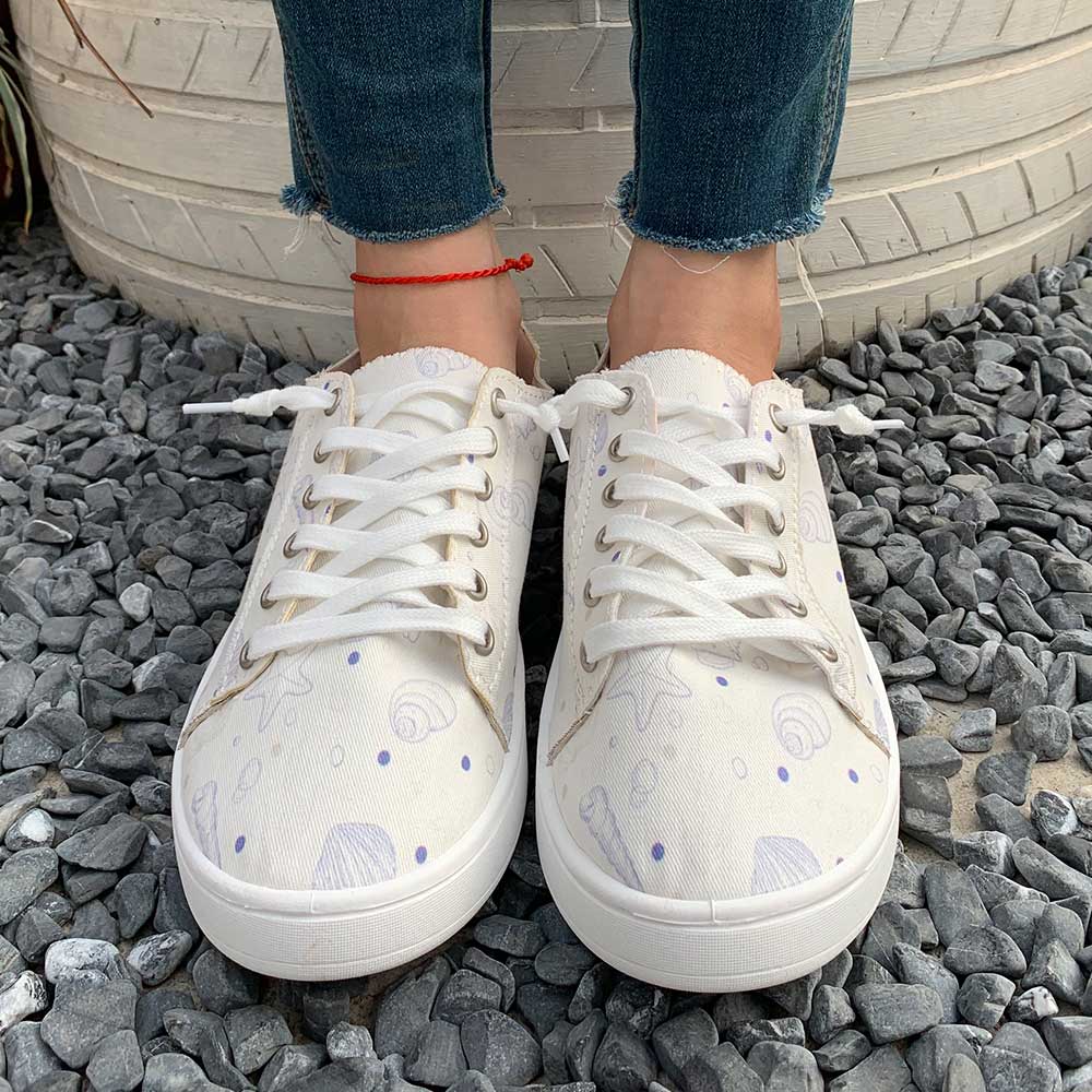 Tênis feminino casual branco e - On Sneaker Care avaliação e preço
